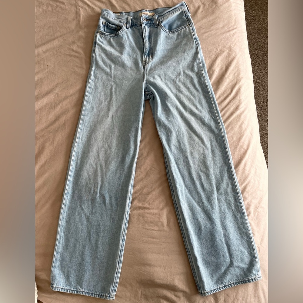 Levi’s High Loose Jeans - Size 27